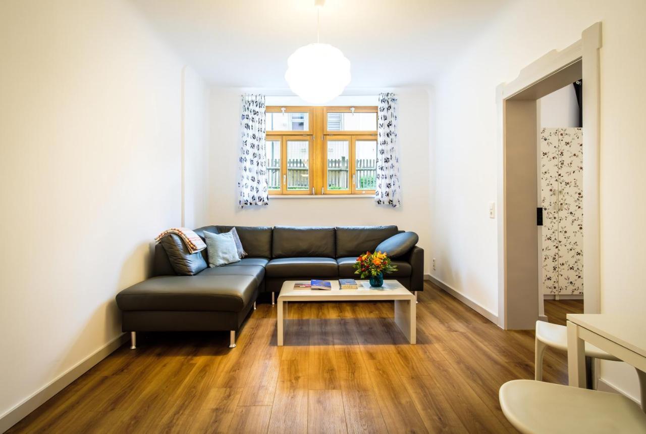 Wunderschoene Wohnung In Sanierter Villa! Incl Wifi Dresden Bagian luar foto