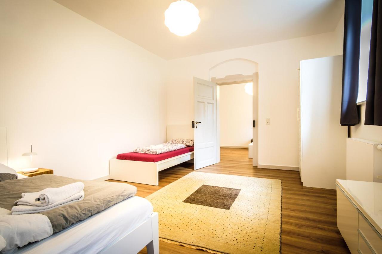 Wunderschoene Wohnung In Sanierter Villa! Incl Wifi Dresden Bagian luar foto